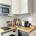 Studio Parisien Au Coeur De Paris
